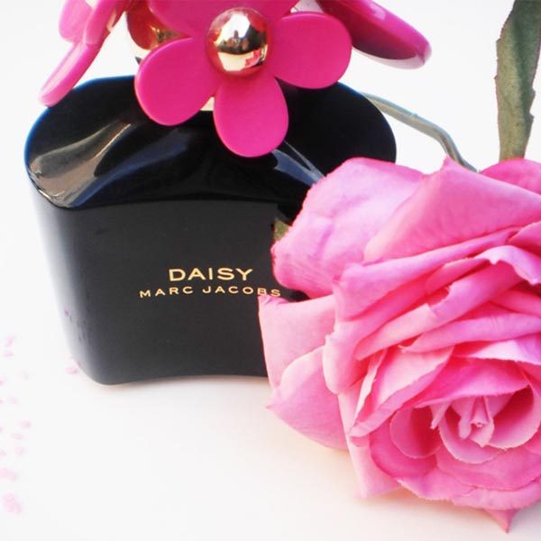 عطر ادکلن مارک جاکوبز دیسی هات پینک-Marc Jacobs Daisy Hot Pink