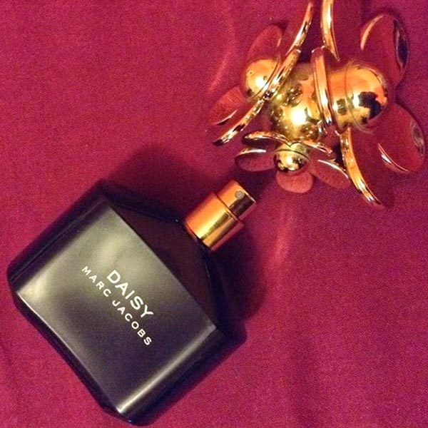 عطر ادکلن مارک جاکوبز دیسی بلک ادیشن-Marc Jacobs Daisy Black Edition